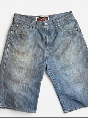 Vintage Levi’s 579 Baggy Denim Shorts Size 34 Loose Fit Y2K Skater Style